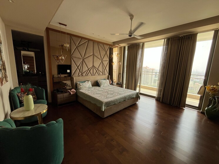 Living Room, dlf-privana-south 4 Bedroom 3577 Sq.Ft. Apartment In Sector 76 Gurgaon 8914002