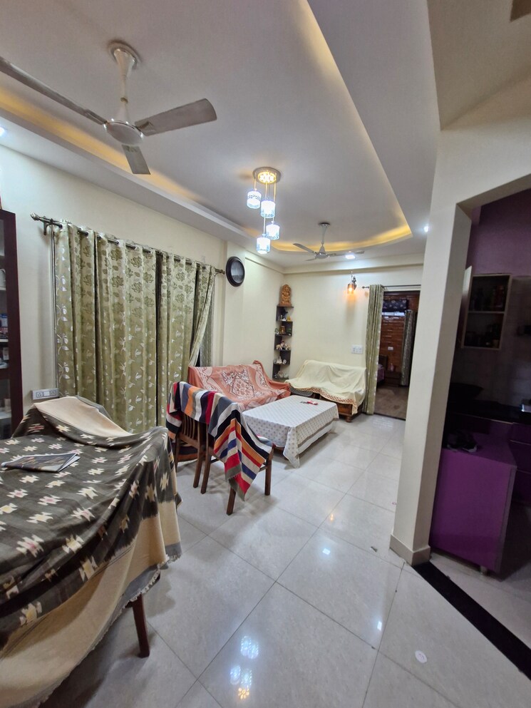 Living Room, gms road 3 Bedroom 2500 Sq.Ft. Apartment In Gms Road Dehradun 8914000