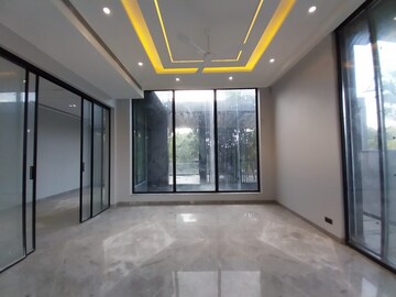 4 BHK Villa For Sale in Satbari