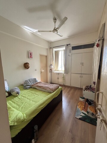 Bedroom in 2 BHK Apartment at Rail Vihar Apartment, Sector 15 – for Rent