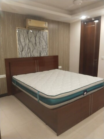 Bedroom in 4 BHK Independent House at Saket – for Rent