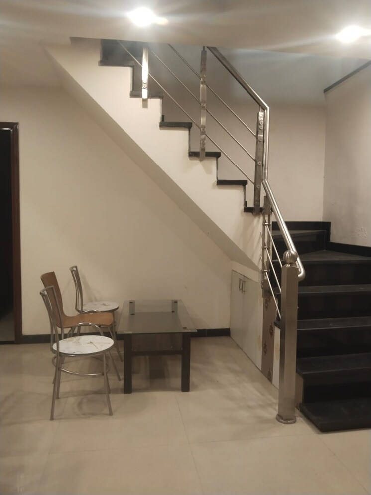 undefined, saket 4 Bedroom 2500 Sq.Ft. Independent House In Saket Delhi 8914019
