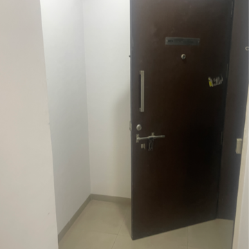 Room in 2 BHK Apartment at Paramount Altissimo, Wakad – for Sale