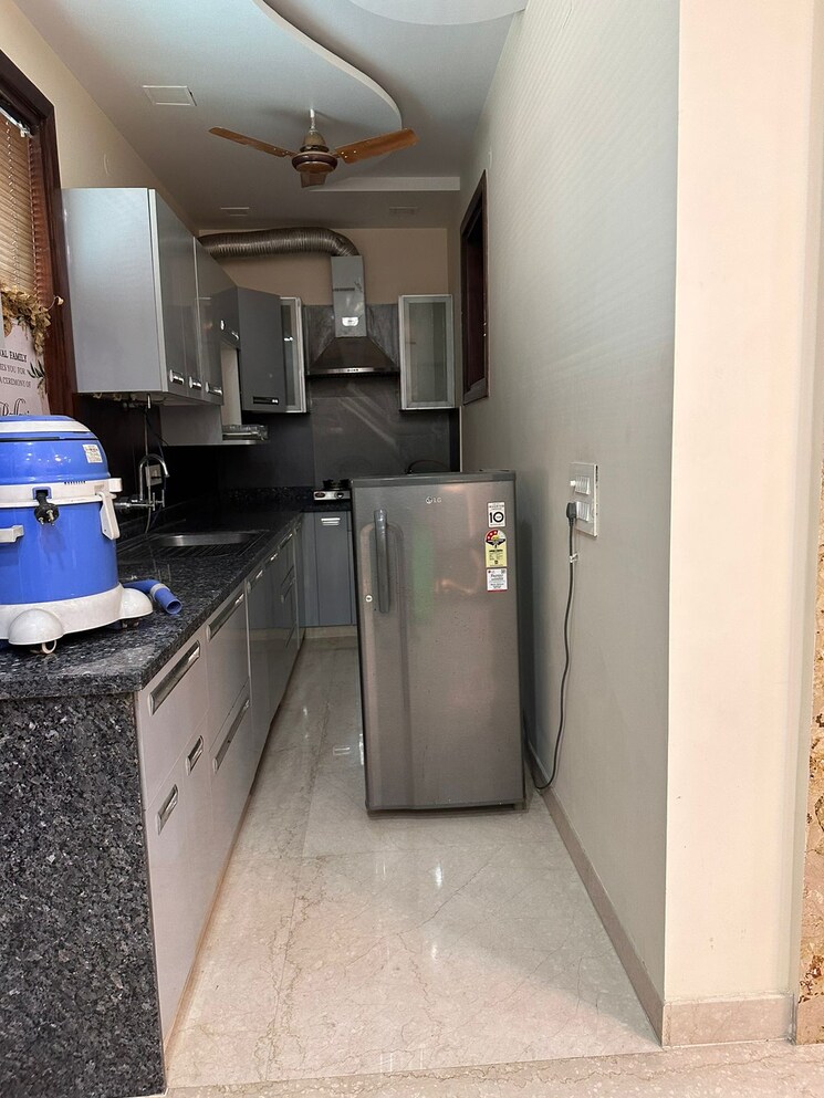 Kitchen, unitech-south-city-1 3 Bedroom 3500 Sq.Ft. Builder Floor In South City 1 Gurgaon 8914048