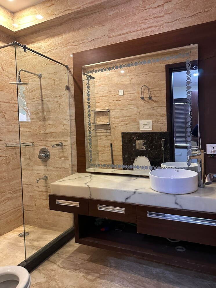 Kitchen, unitech-south-city-1 3 Bedroom 3500 Sq.Ft. Builder Floor In South City 1 Gurgaon 8914048