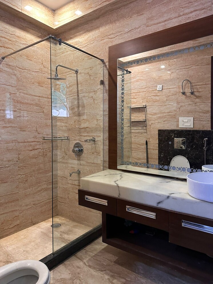 Kitchen, unitech-south-city-1 3 Bedroom 3500 Sq.Ft. Builder Floor In South City 1 Gurgaon 8914048