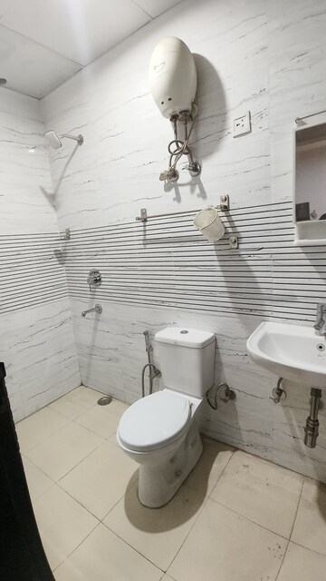 Bathroom in 3 BHK Builder Floor at Luxury Villa, Sector 30 – for Rent