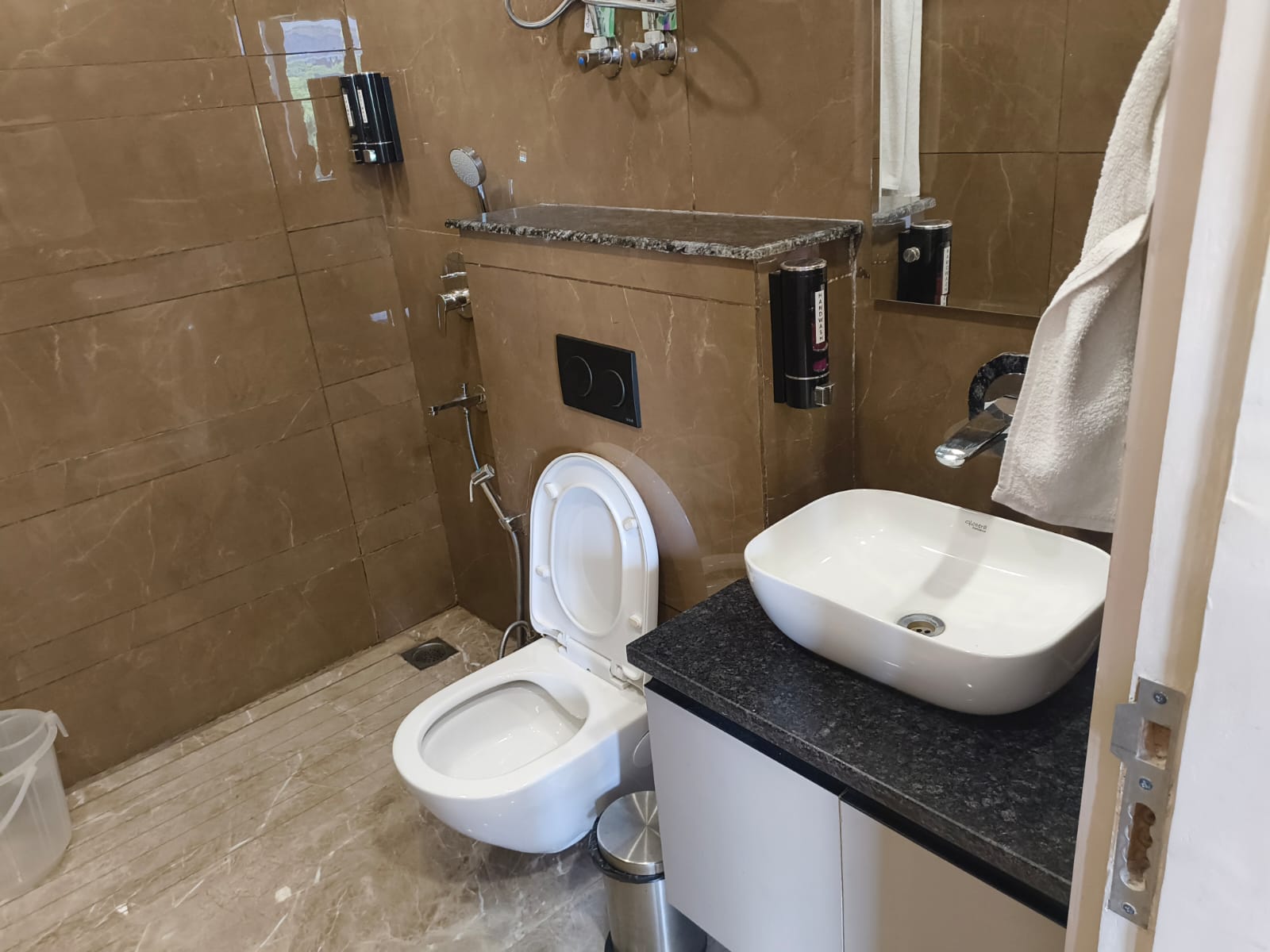 3 BHK + Pooja Room Builder Floor For Rent in Allure Estate