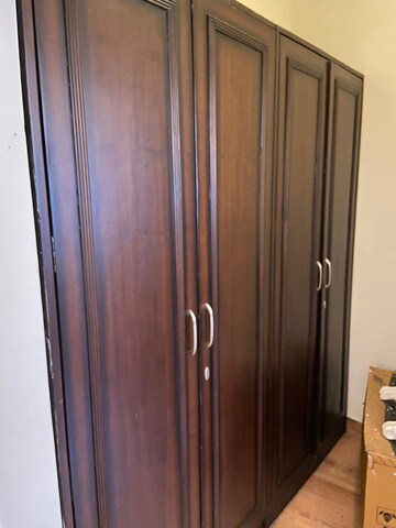 Bedroom in 4 BHK Builder Floor at Sector 28 – for Rent