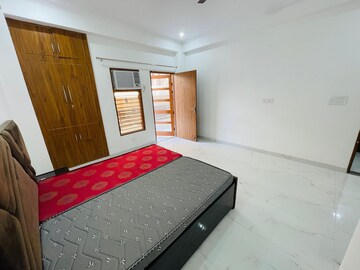 2 BHK Builder Floor For Rent in Hewo Apartment, Sector 15