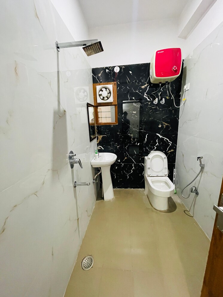 Master Bedroom, hewo-apartment 2 Bedroom 1300 Sq.Ft. Builder Floor In Sector 15 Gurgaon 8914077