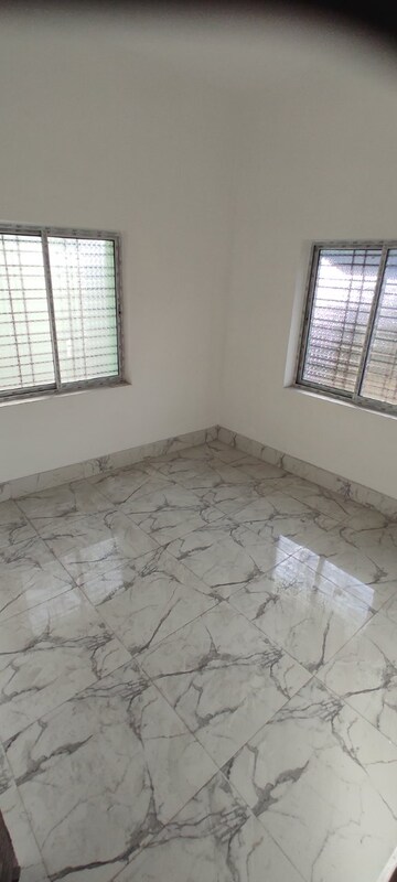 Room in 3.5 BHK Independent House at City Center – for Sale