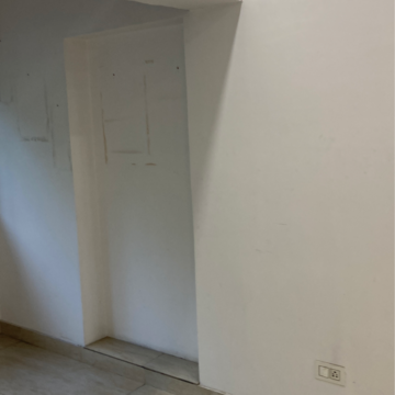Room in 3 BHK Builder Floor at RWA Apartments Sector 37, Arun Vihar – for Rent