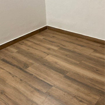 Room in 3 BHK Builder Floor at RWA Apartments Sector 37, Arun Vihar – for Rent