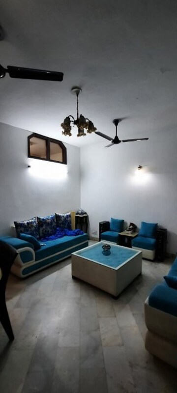 Lift in 1 BHK Apartment at Khanpur – for Rent