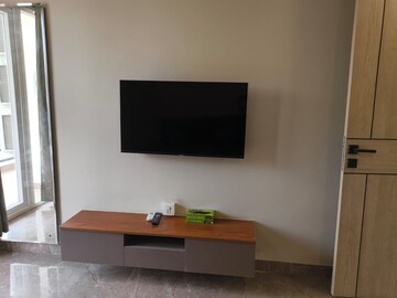 Furnished Amenities in 1 BHK Builder Floor at The Images Floors, Sector 51 – for Rent