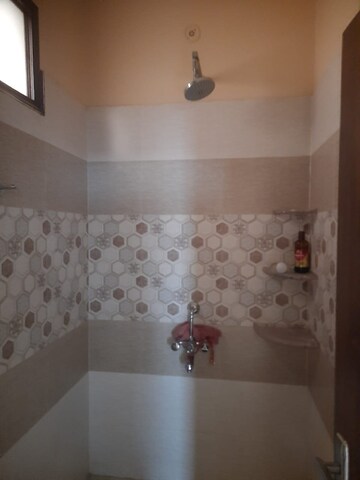 Bathroom in 2 BHK Builder Floor at MVL IPark, Sector 15 – for Rent