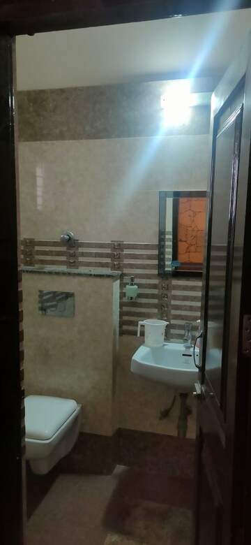 Bathroom in 3 BHK Apartment at Hope Apartments, Sector 15 – for Rent