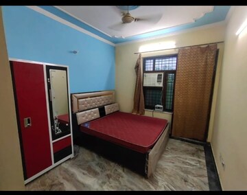 Bedroom in 2 BHK Builder Floor at MVL IPark, Sector 15 – for Rent