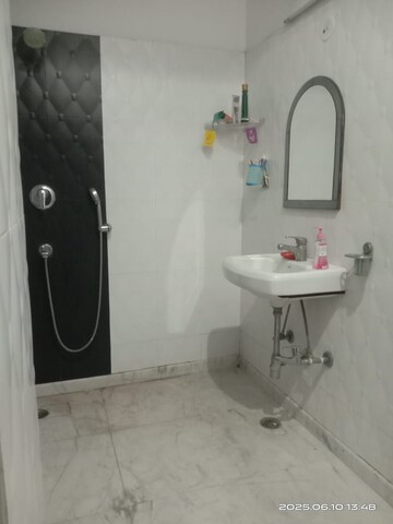 Bathroom in 2 BHK Builder Floor at The Galaxy Hotel, Sector 15 – for Rent