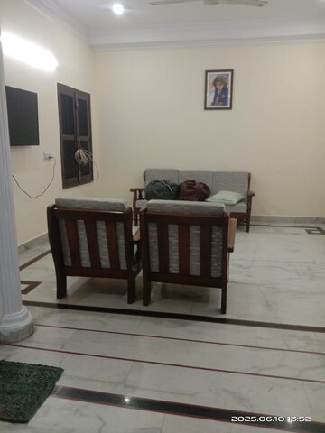 Living Room in 2 BHK Builder Floor at The Galaxy Hotel, Sector 15 – for Rent