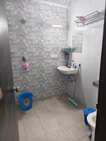 Bathroom in 2 BHK Builder Floor at MVL IPark, Sector 15 – for Rent