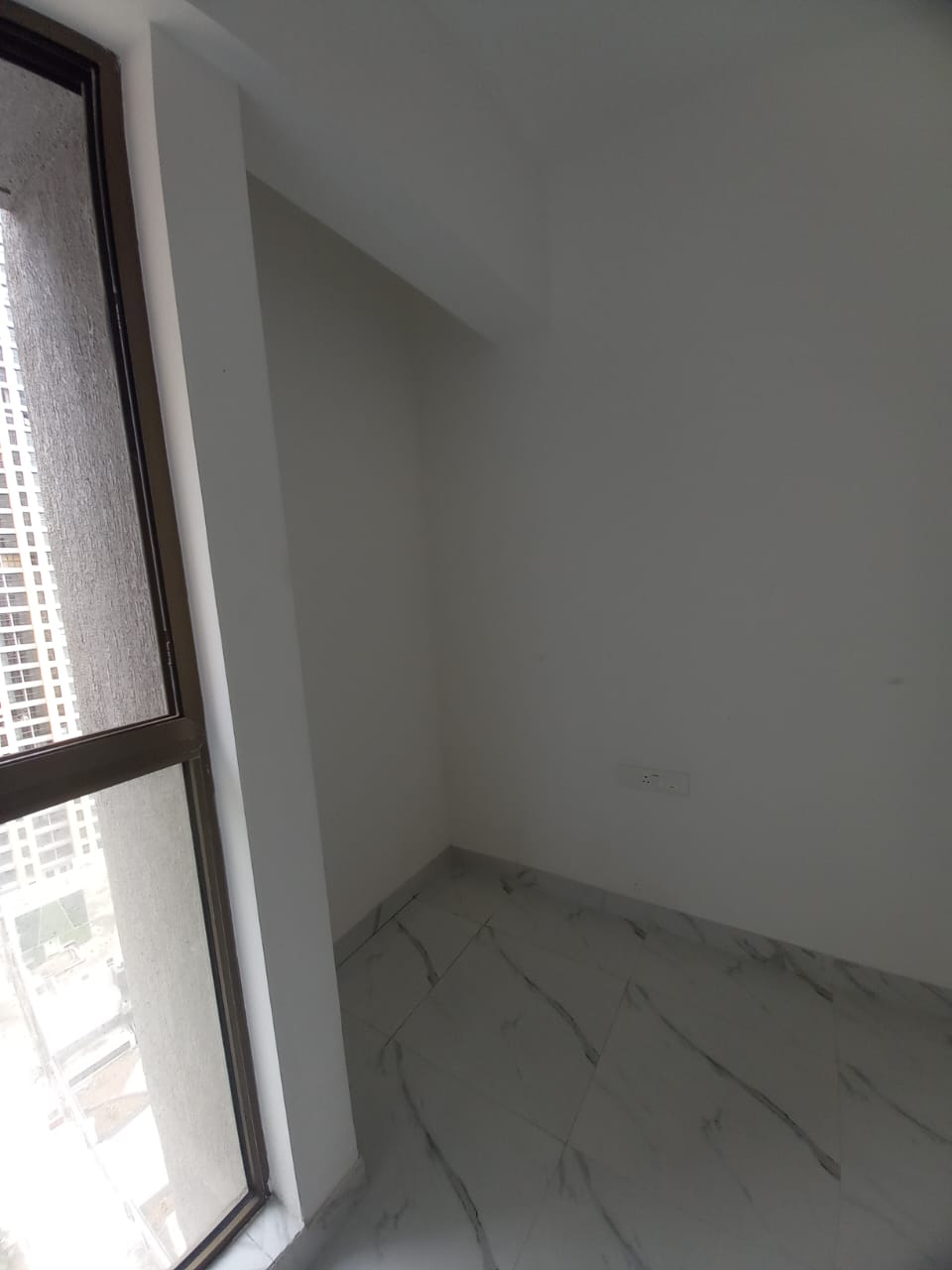 2 BHK + Extra Room 565 Sq.Ft. Apartment in Runwal Eirene