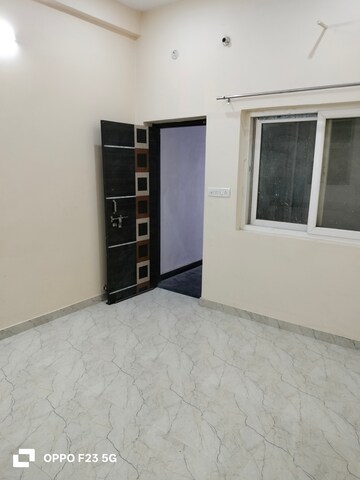 Room in 1 RK Builder Floor at Gomti Nagar – for Rent
