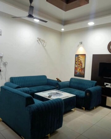 6 BHK Villa For Sale in Sector 105