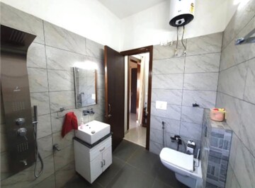 Bathroom in 6 BHK Villa at Sector 105 – for Sale