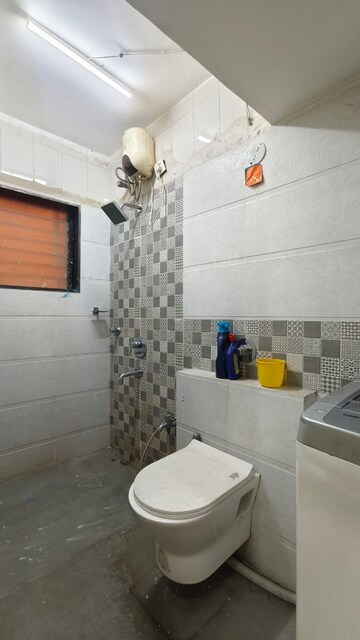 Bathroom in 3 BHK Apartment at Vihar Sukur Park, Kalwa – for Rent