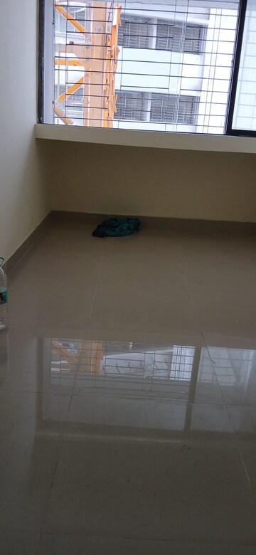 Furnished Amenities in 1 BHK Apartment at Mhada Bombay Dyeing Mill, Wadala – for Rent