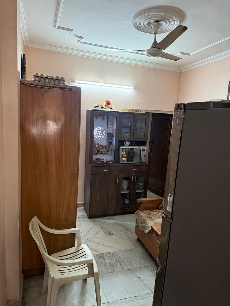 Living Room, kalkaji 2.5 Bedroom 700 Sq.Ft. Builder Floor In Kalkaji Delhi 8914289