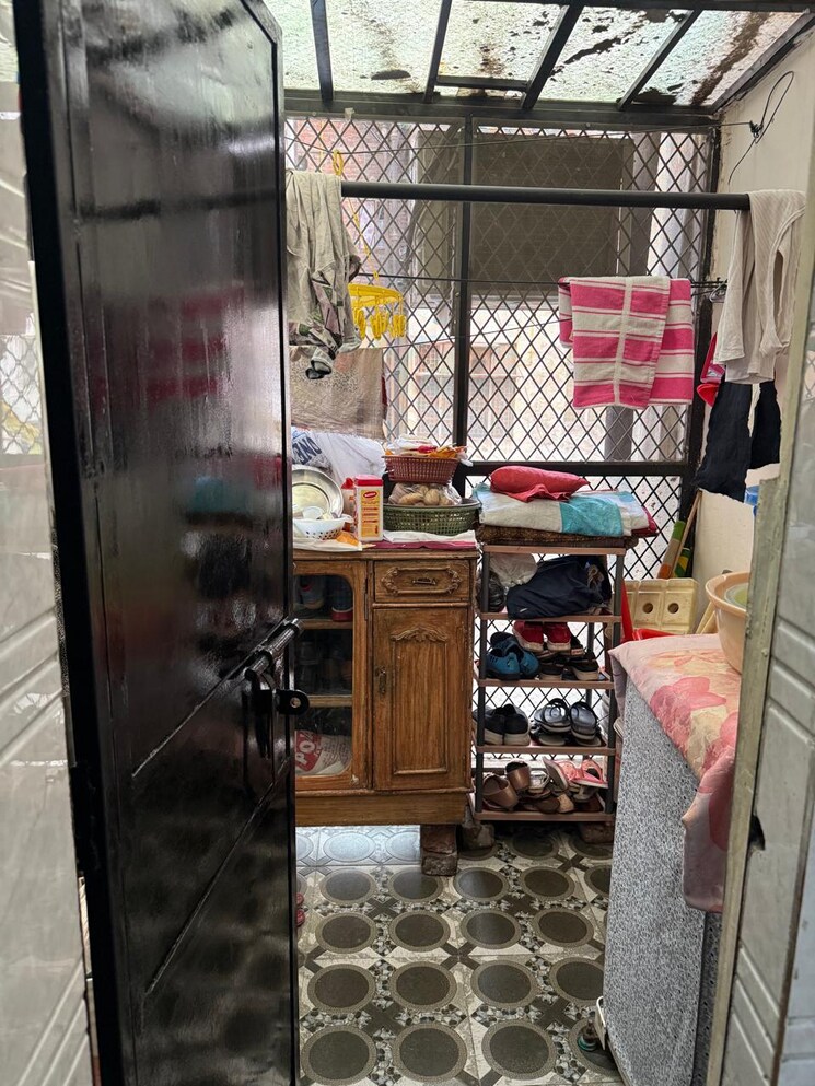 Exterior View, kalkaji 2.5 Bedroom 700 Sq.Ft. Builder Floor In Kalkaji Delhi 8914289