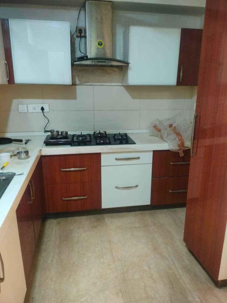 Kitchen, maxworth-premier-urban 6 Bedroom 6000 Sq.Ft. Apartment In Sector 15 Gurgaon 8914297