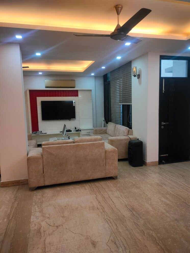 Living Room, maxworth-premier-urban 6 Bedroom 6000 Sq.Ft. Apartment In Sector 15 Gurgaon 8914297