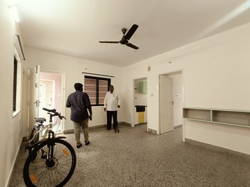 Parking in 1 BHK Independent House at Hsr Layout – for Rent