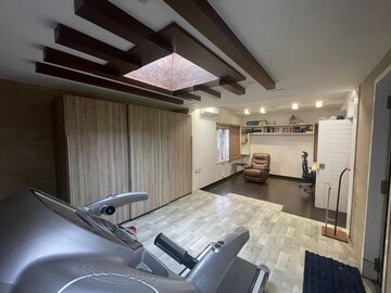 Master Bedroom in 4 BHK Villa at Hbr Layout – for Rent