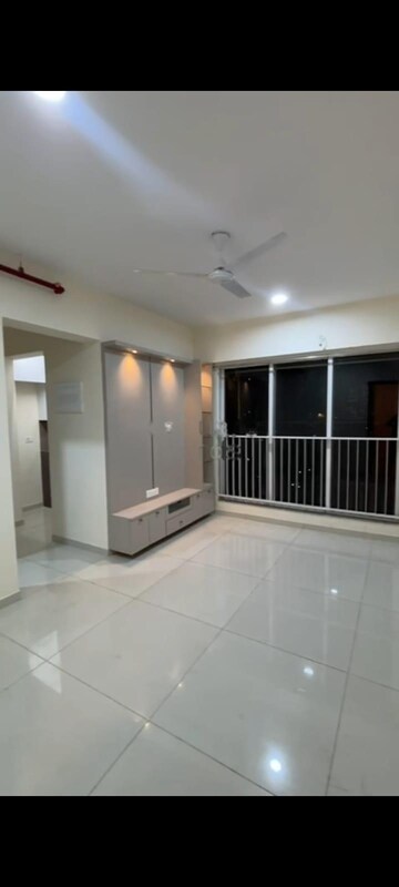 1 BHK Apartment For Rent in Godrej Nest Kandivali, Kandivali East