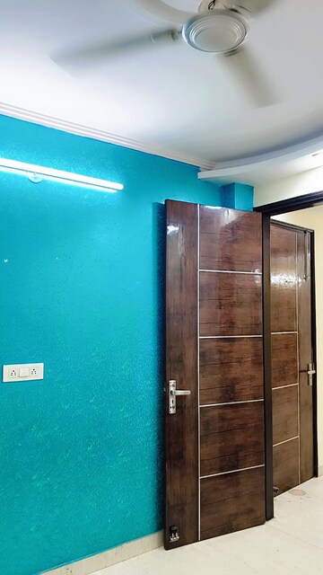 Living Room in 2 BHK Builder Floor at Govindpuri – for Rent