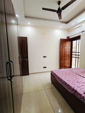 Bedroom in 3 BHK Builder Floor at MVL IPark, Sector 15 – for Rent