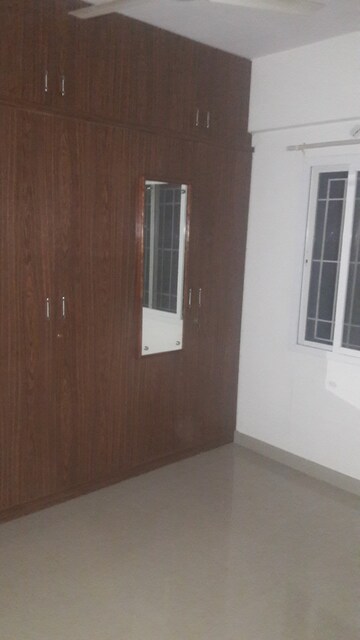 Room in 2.5 BHK Apartment at Innovative Aspen Woods, Bannerghatta Road – for Rent