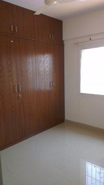 Room in 2.5 BHK Apartment at Innovative Aspen Woods, Bannerghatta Road – for Rent