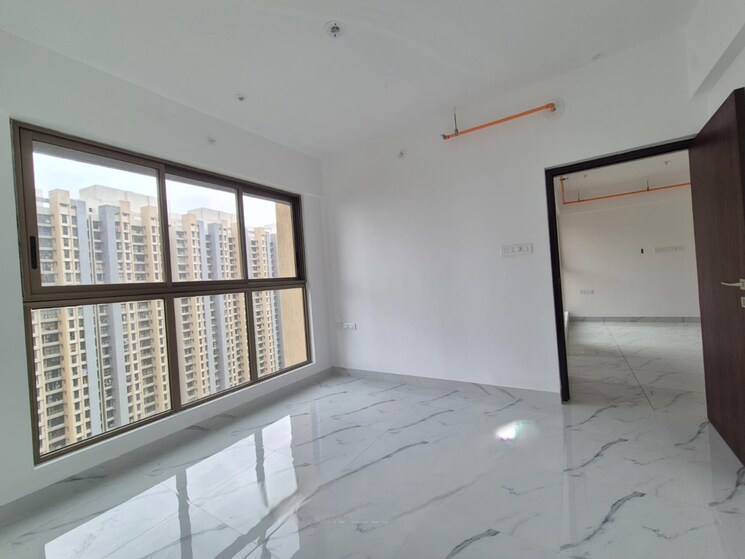Room, raymond-codename-beyond 1 Bedroom 470 Sq.Ft. Apartment In Pokhran Road No One Thane 8914380