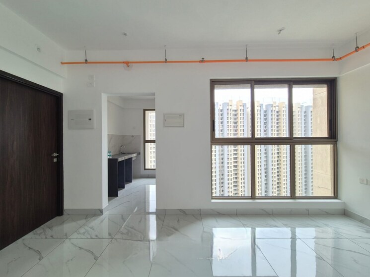 Room, raymond-codename-beyond 1 Bedroom 470 Sq.Ft. Apartment In Pokhran Road No One Thane 8914380
