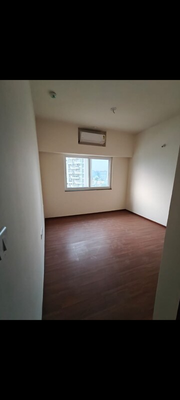 1.5 BHK Apartment For Rent in Purva Silversands, Mundhwa