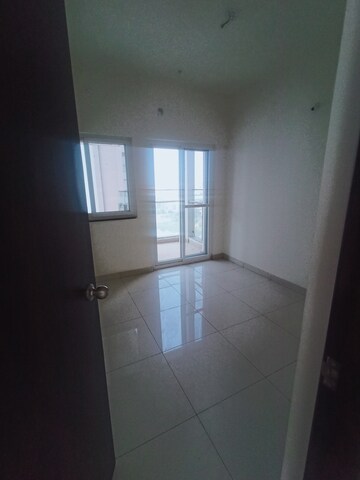 Room in 1.5 BHK Apartment at Purva Silversands, Mundhwa – for Rent