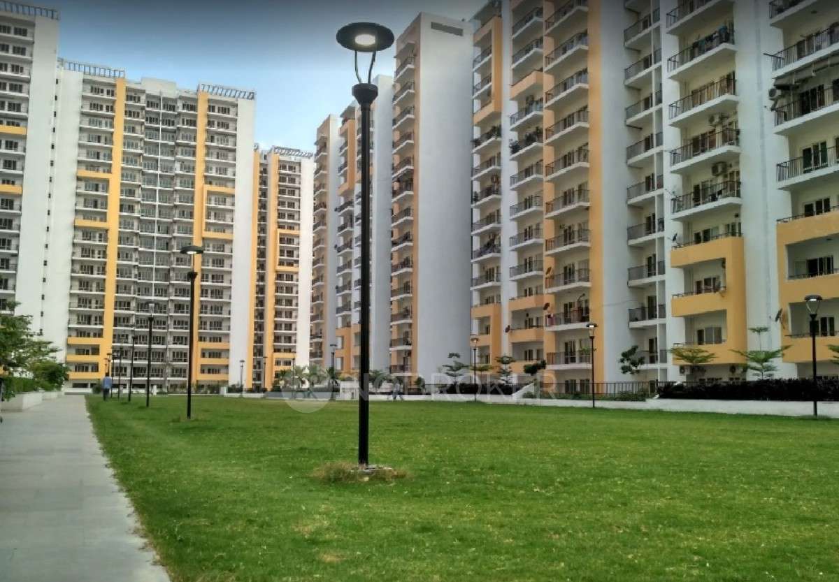 2 BHK + Extra Room Apartment For Sale in Panchsheel Greens