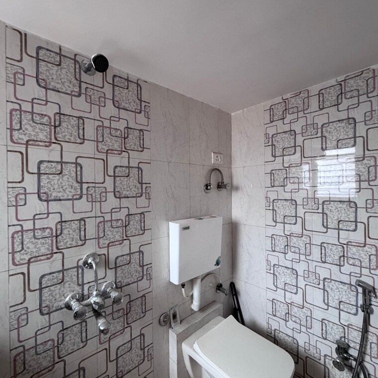 Bathroom, vasai west 1 Bedroom 650 Sq.Ft. Apartment In Vasai West Palghar 8914392