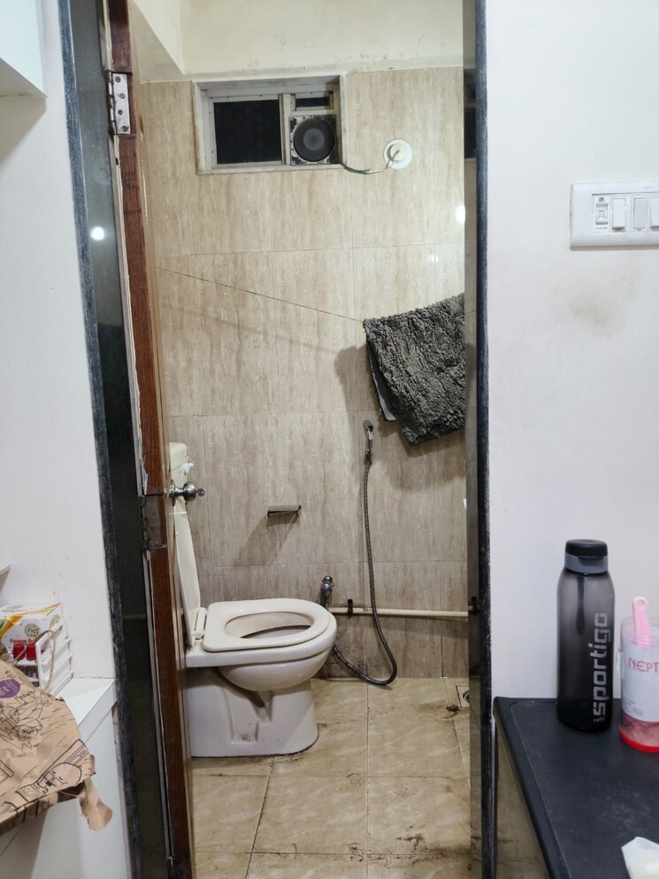 Bathroom, santacruz west 2 Bedroom 700 Sq.Ft. Builder Floor In Santacruz West Mumbai 8914377